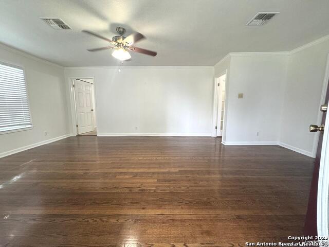 Image 4 of 18 For 818 Cavalier Ave