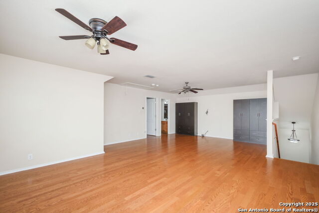 Listing photo id 23 for 5803 Sugarberry