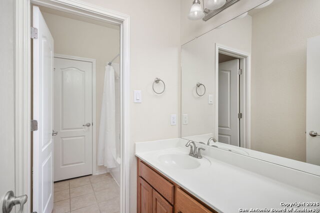 Listing photo id 26 for 5803 Sugarberry
