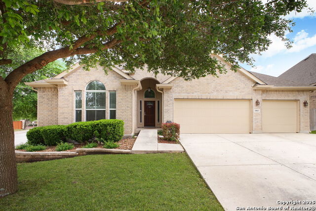 Listing photo id 1 for 5803 Sugarberry