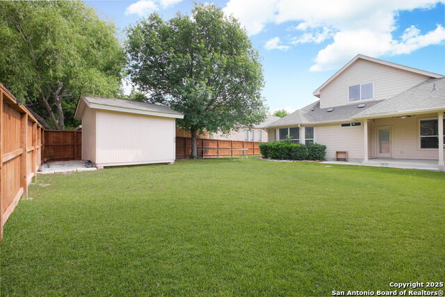 Listing photo id 34 for 5803 Sugarberry