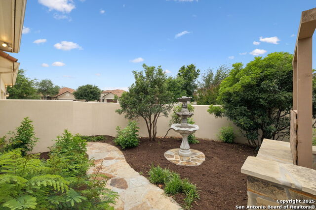 Image 26 of 31 For 4427 Eton Place