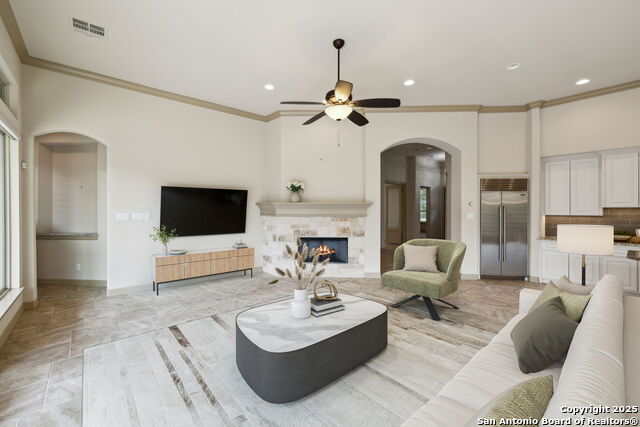 Image 3 of 31 For 4427 Eton Place