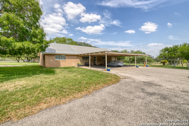 Image 2 of 49 For 433 Mills Ln