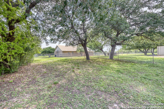 Image 27 of 49 For 433 Mills Ln
