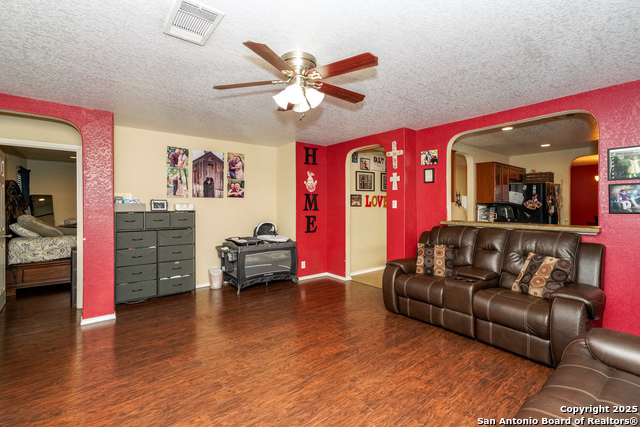 Image 14 of 33 For 11210 Star Vista