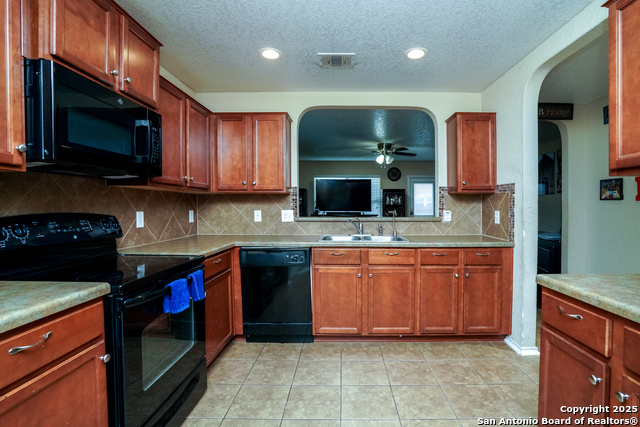 Image 8 of 33 For 11210 Star Vista