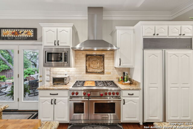 Listing photo id 15 for 11822 Elmscourt