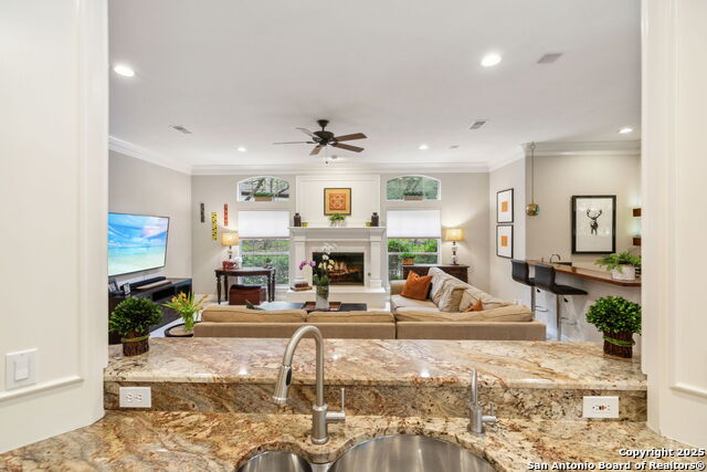 Listing photo id 18 for 11822 Elmscourt
