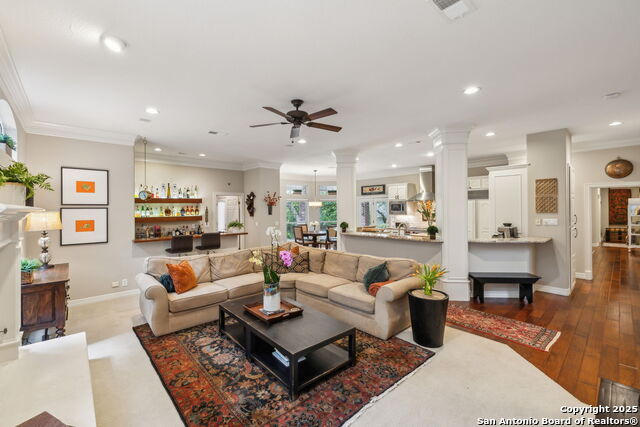 Listing photo id 24 for 11822 Elmscourt