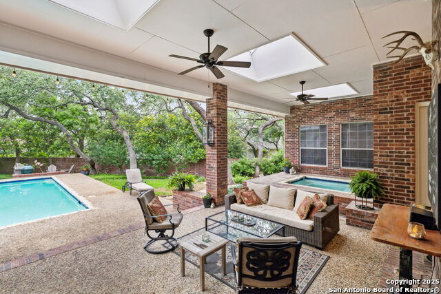Listing photo id 38 for 11822 Elmscourt