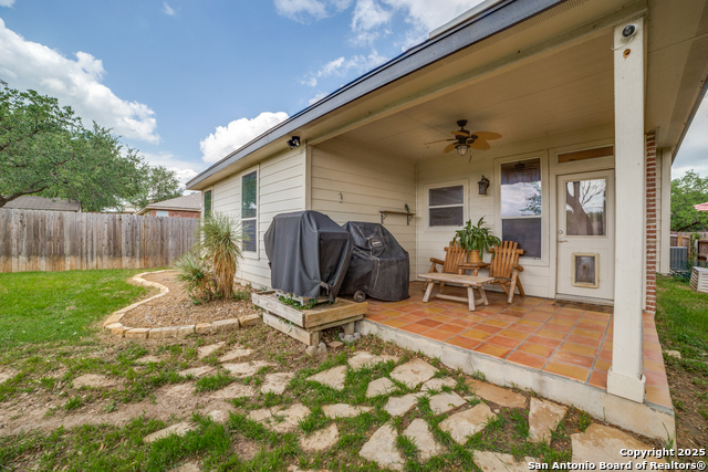 Image 16 of 26 For 9110 Feather Bluff