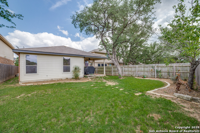 Image 18 of 26 For 9110 Feather Bluff
