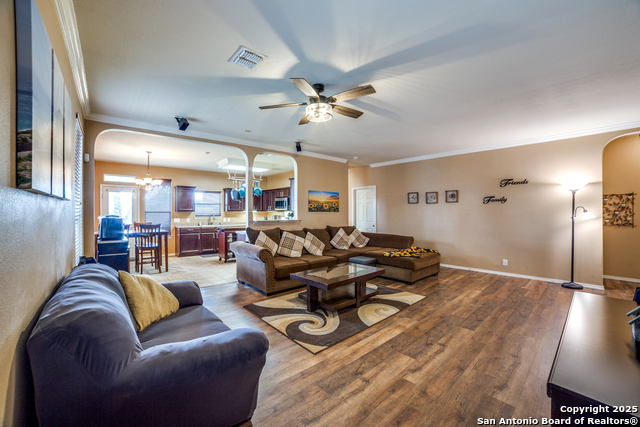 Image 6 of 26 For 9110 Feather Bluff