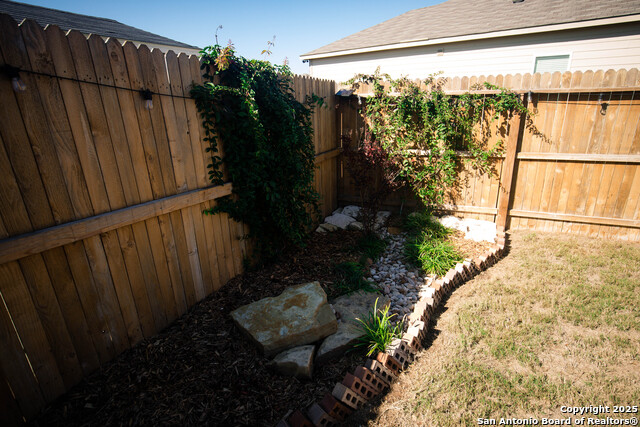 Listing photo id 24 for 13119 Heathers Mist