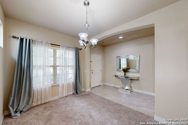 Listing photo id 9 for 9619 Rousseau