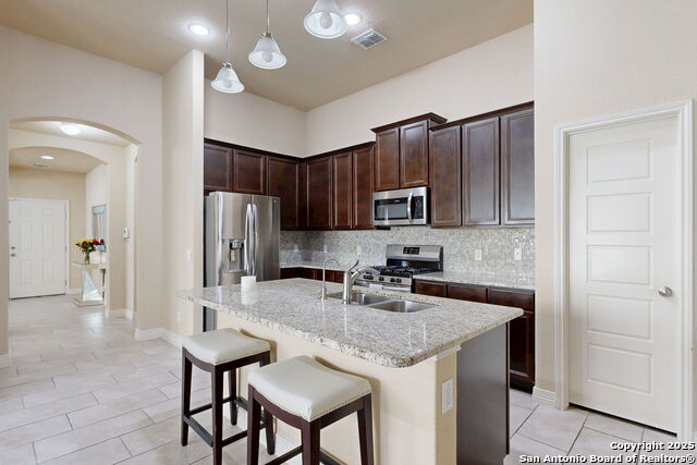Listing photo id 20 for 9619 Rousseau