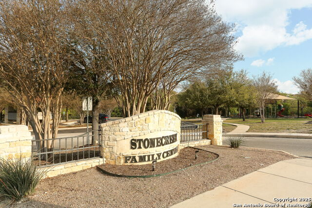 Listing photo id 46 for 9619 Rousseau