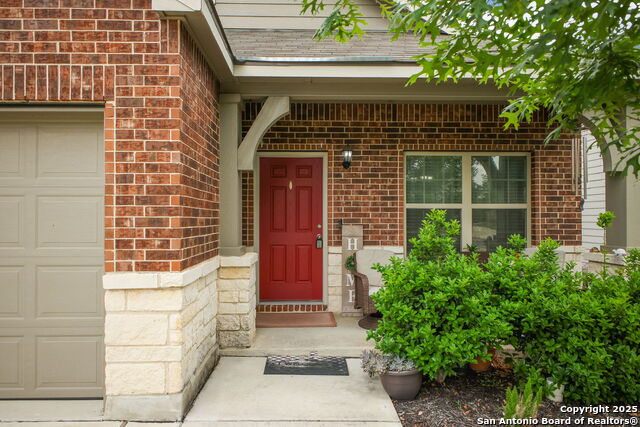 Listing photo id 3 for 9619 Rousseau