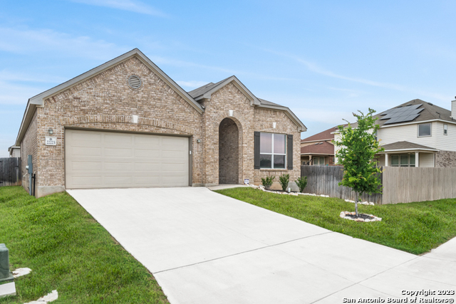 Image 3 of 25 For 22223 Esperanza Way