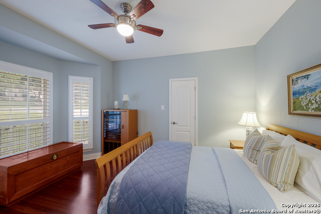 Image 32 of 47 For 1427 Clementson Dr