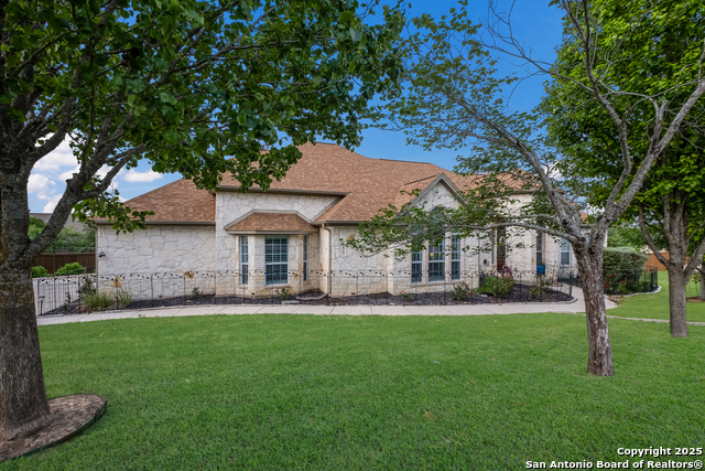 Image 6 of 47 For 1427 Clementson Dr