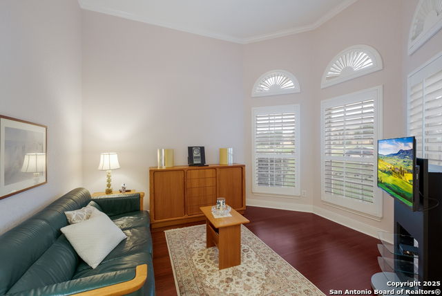 Image 9 of 47 For 1427 Clementson Dr