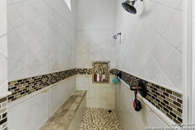 Image 20 of 49 For 2350 Geneseo Oaks