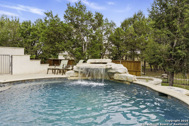 Image 39 of 49 For 2350 Geneseo Oaks