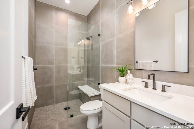 Listing photo id 23 for 23119 Norfolk Canyon