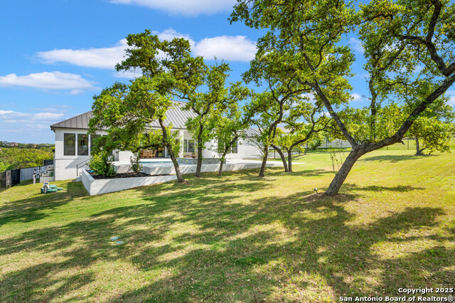 Listing photo id 28 for 23119 Norfolk Canyon