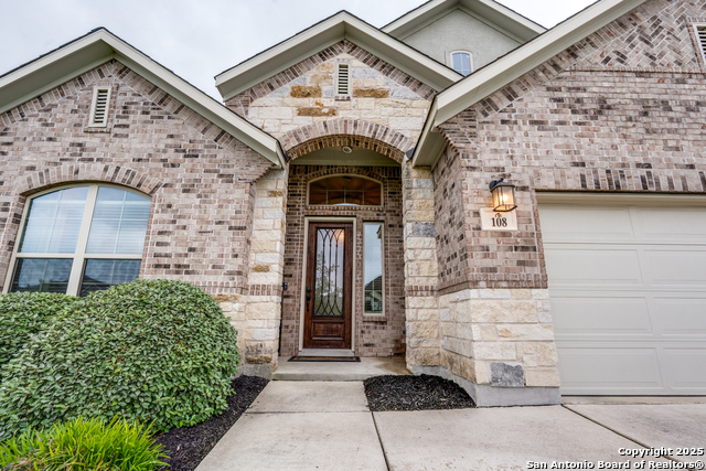 Image 5 of 29 For 108 Tiltwood Ct