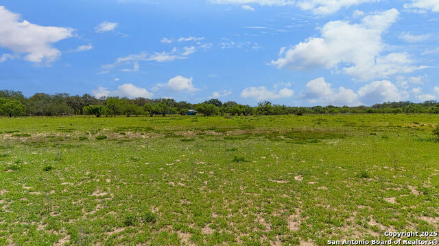 Listing photo id 23 for 230 Clear Lake