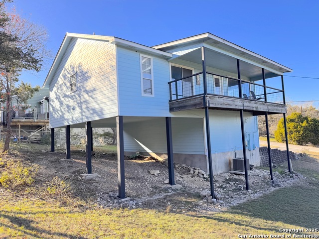 Listing photo id 32 for 726 Barbara Drive