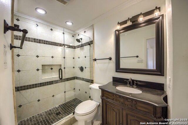 Listing photo id 17 for 9038 Koenig