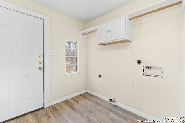 Listing photo id 11 for 1307 11th