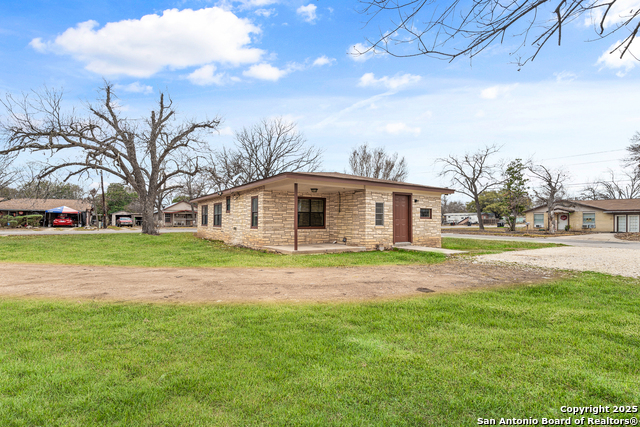 Listing photo id 21 for 1307 11th