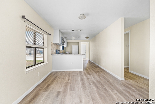 Listing photo id 6 for 1307 11th