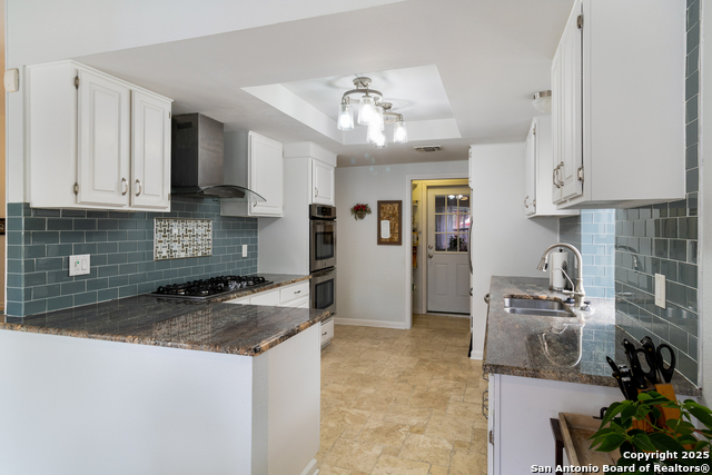 Listing photo id 4 for 8706 Timber Lodge