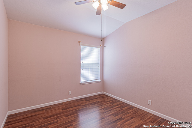 Image 21 of 24 For 9423 Palomar