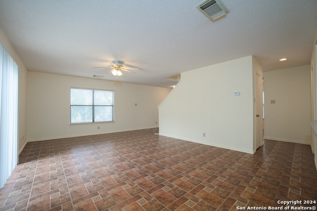 Image 7 of 24 For 13506 Magnolia Brk