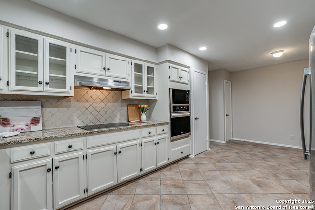 Image 10 of 31 For 11911 Caraway Cove