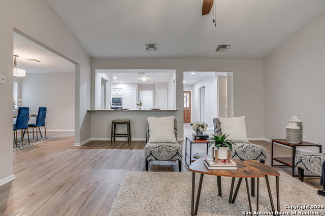 Image 14 of 31 For 11911 Caraway Cove