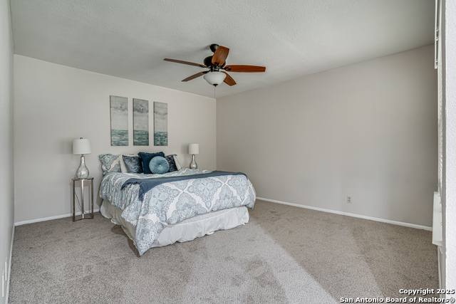 Image 15 of 31 For 11911 Caraway Cove
