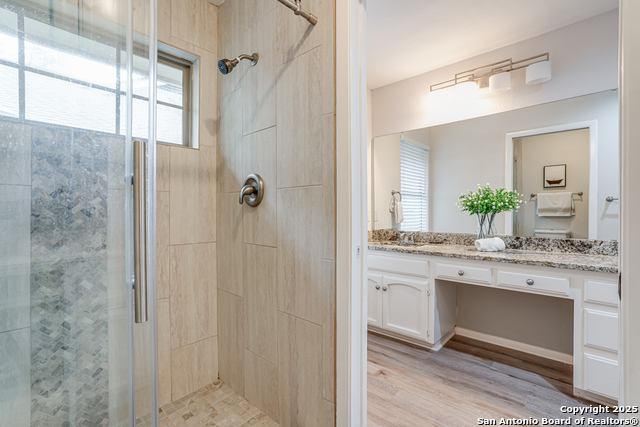 Image 17 of 31 For 11911 Caraway Cove