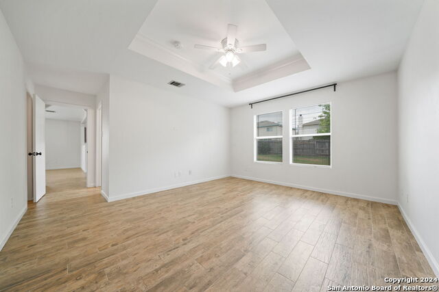 Image 15 of 27 For 3939 Wisteria Way