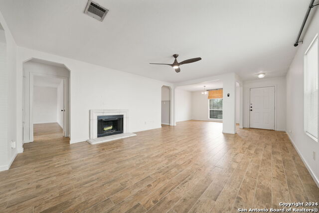 Image 6 of 27 For 3939 Wisteria Way