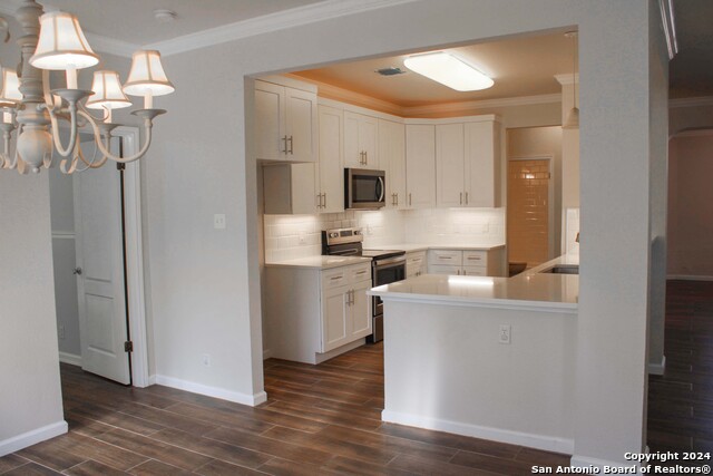 Image 12 of 40 For 16611 Snell Meadows