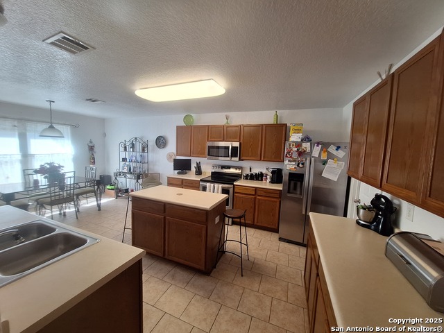 Image 6 of 15 For 3715 Bolden  