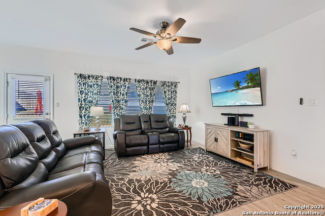 Image 4 of 19 For 31773 Nimbus Dr